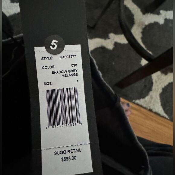 MARC BY MARC JACOBS REVOLUTION
Pleated Wool Bustier Dress New w/ tags
MSRP $698 - Picture 16 of 16